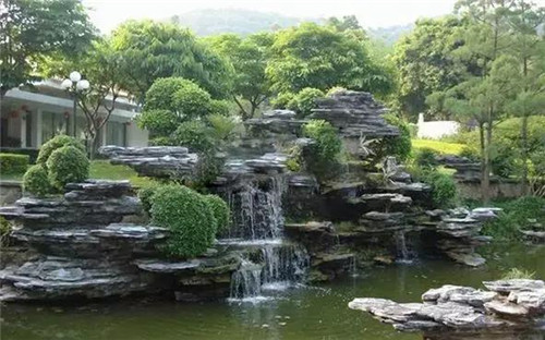 西安园林景观设​计中常用的六种假山石材
